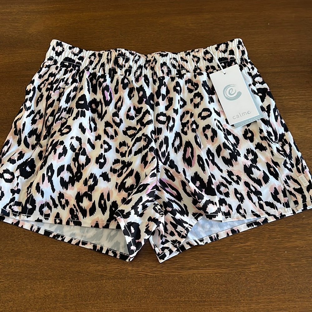CALME by Johnny was NWT Elements Hike Short in Multi Leopard